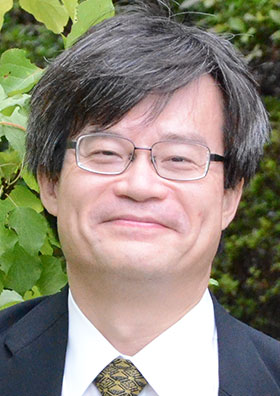 Hiroshi amano peraih nobel fisika 2014